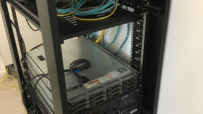 小型搬家一车报价通常由以下几个部分构成：